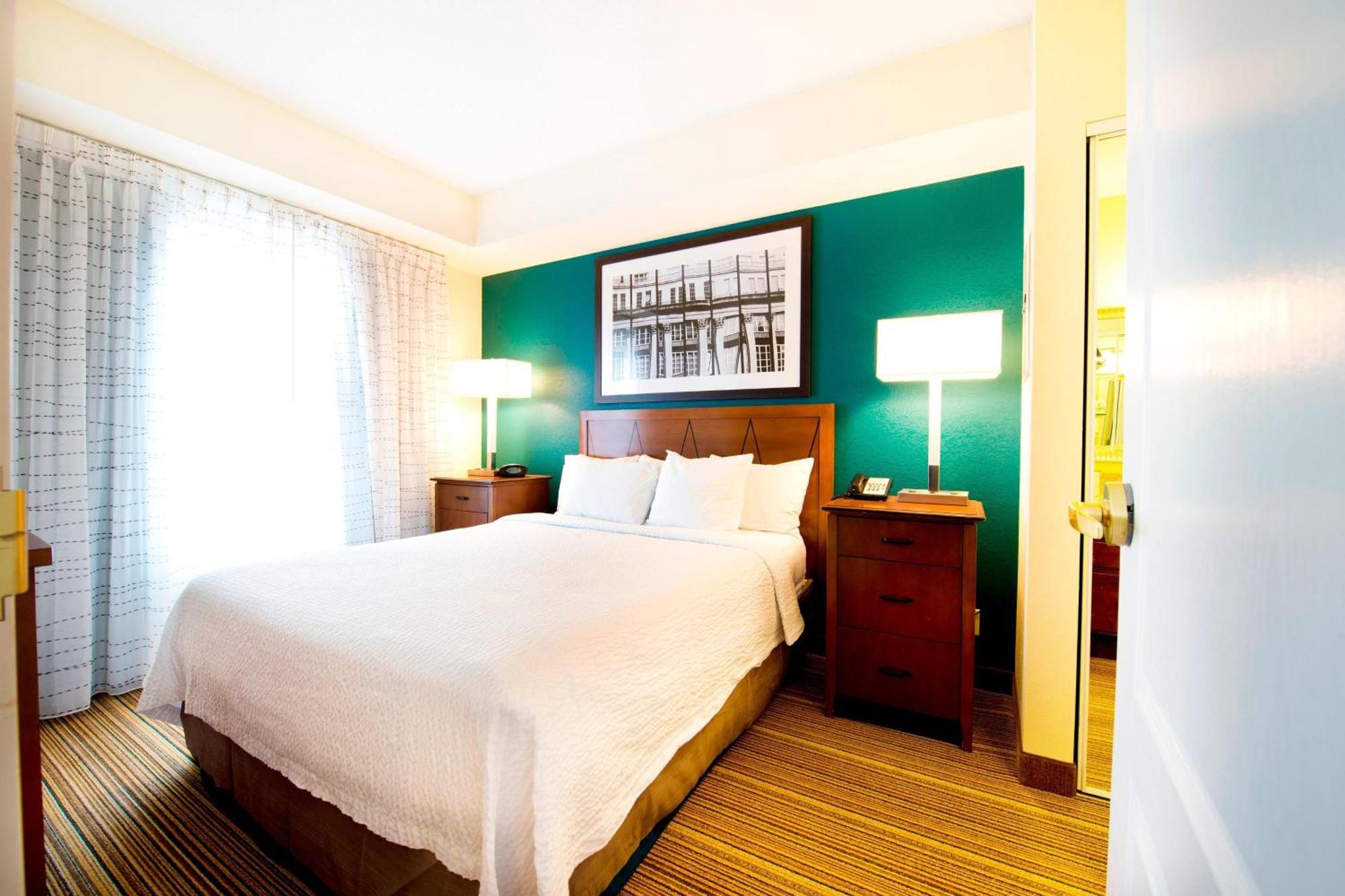 Residence Inn By Marriott Mississauga-Airport Corporate Centre West Exterior photo