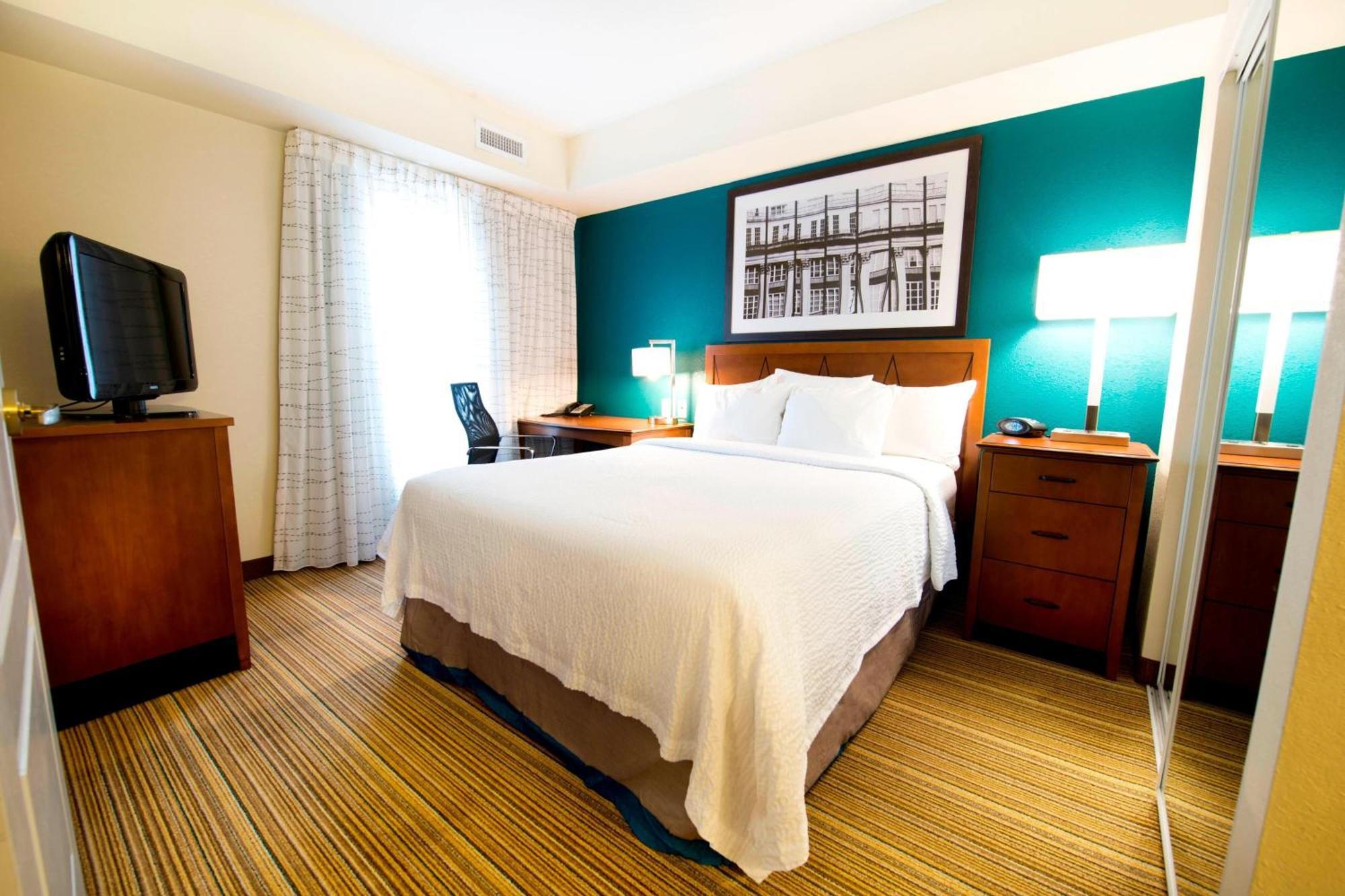 Residence Inn By Marriott Mississauga-Airport Corporate Centre West Exterior photo